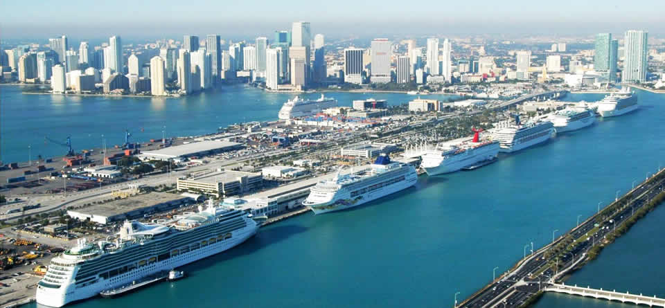 El de Miami es el primer puerto de cruceros del mundo. Foto web CruiseportofMiami