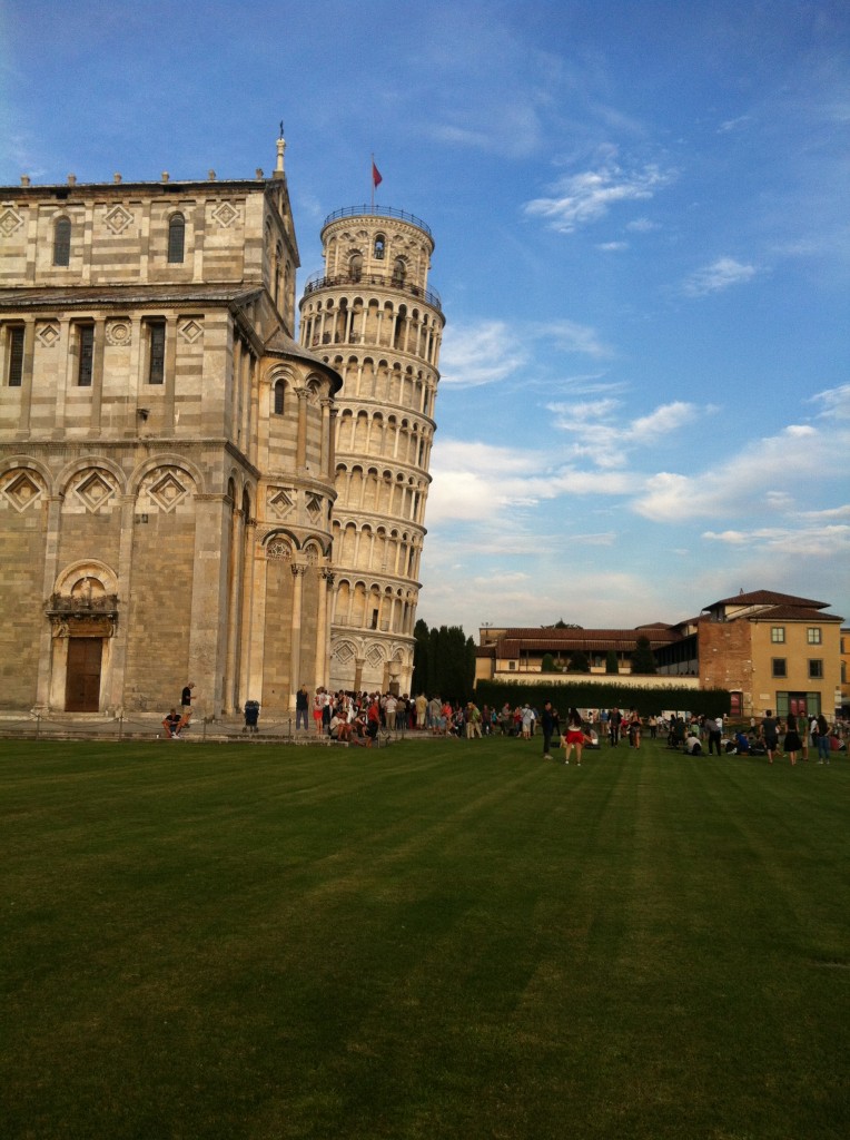 Visita la Torre inclinada de Pisa en tu Escala de crucero en Livorno