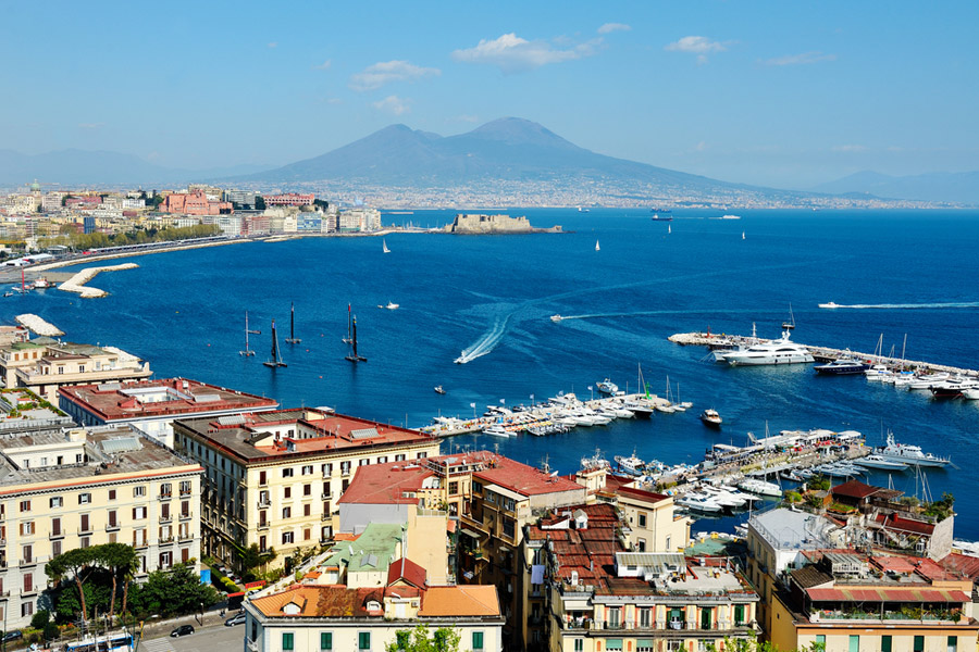 Nápoles, una de las escalas del itinerario del crucero desde Barcelona en el Norwegian Epic