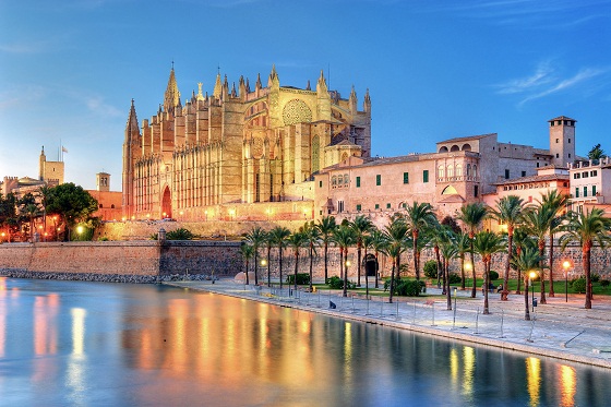 ¡Cruceros desde Barcelona, Valencia o Palma con Costa Cruceros para disfrutar de las vacaciones en otoño al mejor precio!