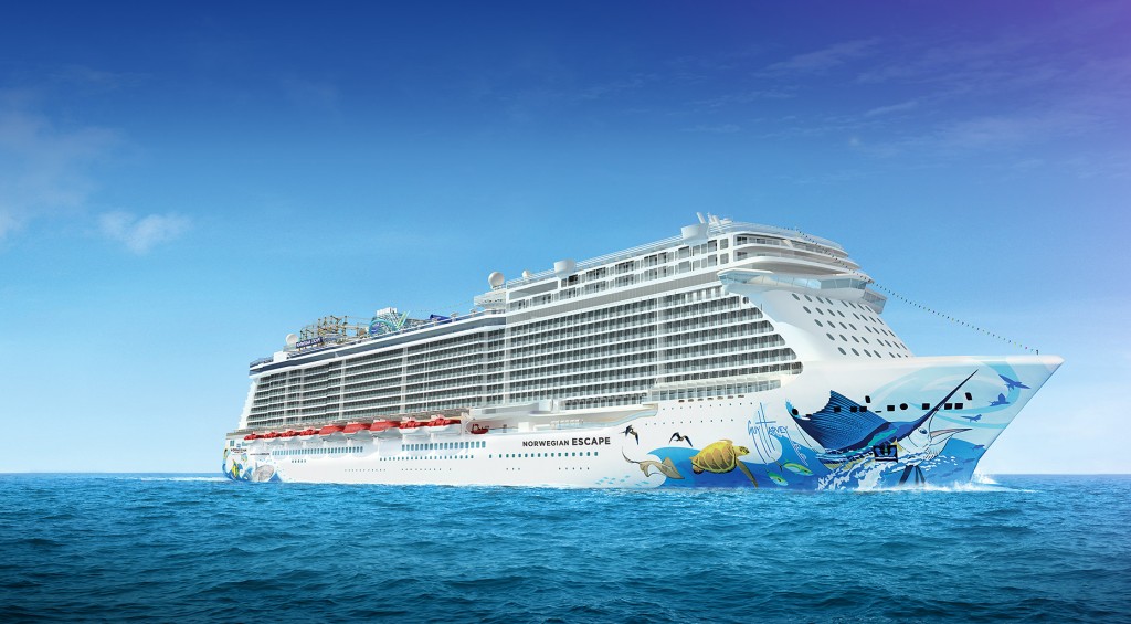 Vista del nuevo casco del nuevo Norwegian Escape de Norwegian Cruise Line decorado por Guy Harvey