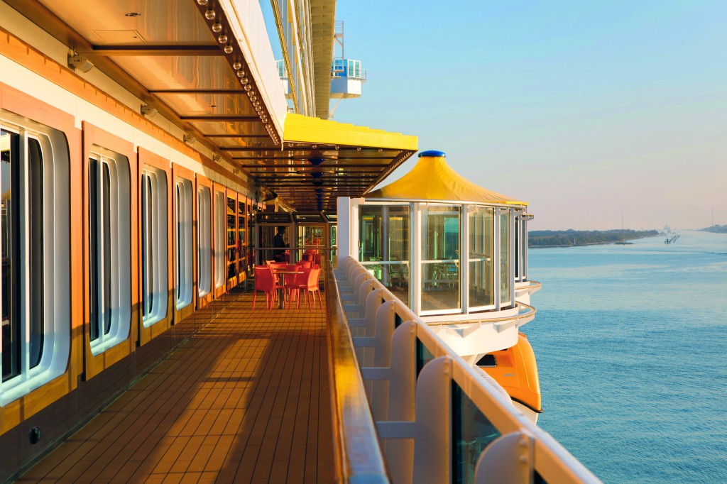 Vista del Costa Diadema de Costa Cruceros en el crucero por el Mediterráneo 