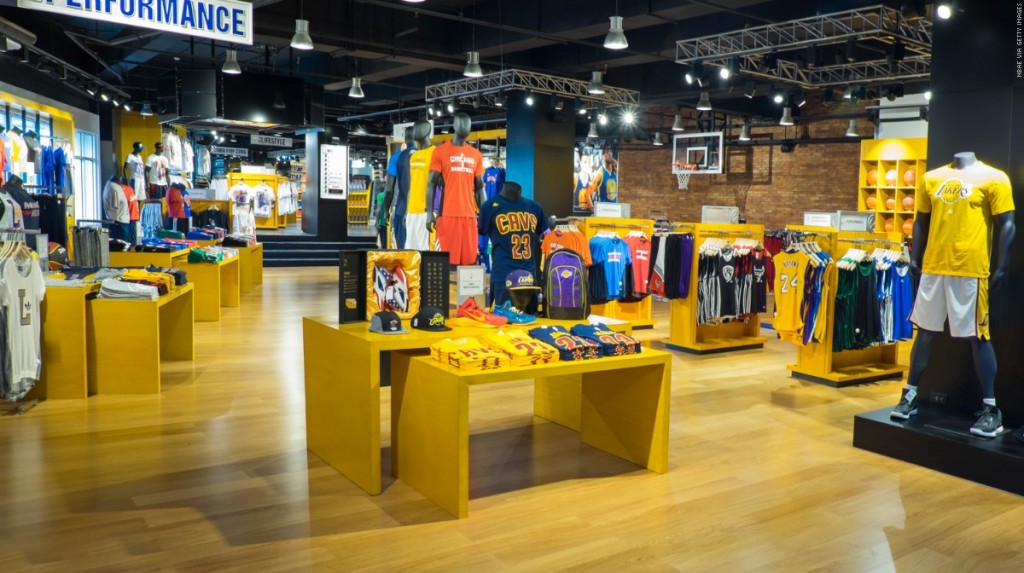 Escala de crucero en Nueva York NBA STore