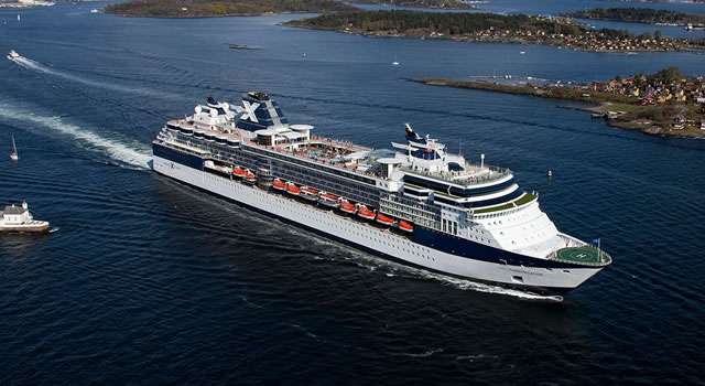 Crucero en cabina cuádruple exterior con Celebrity Cruises