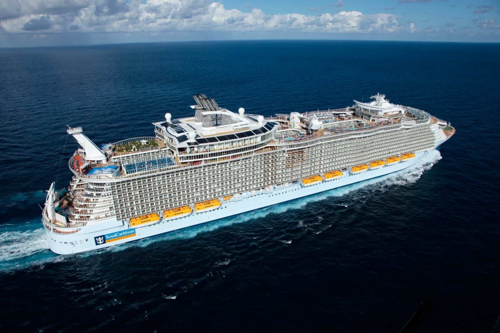 crucero-symphony-of-the-seas-royal-caribbean-nudoss-miramar-cruises-navegando