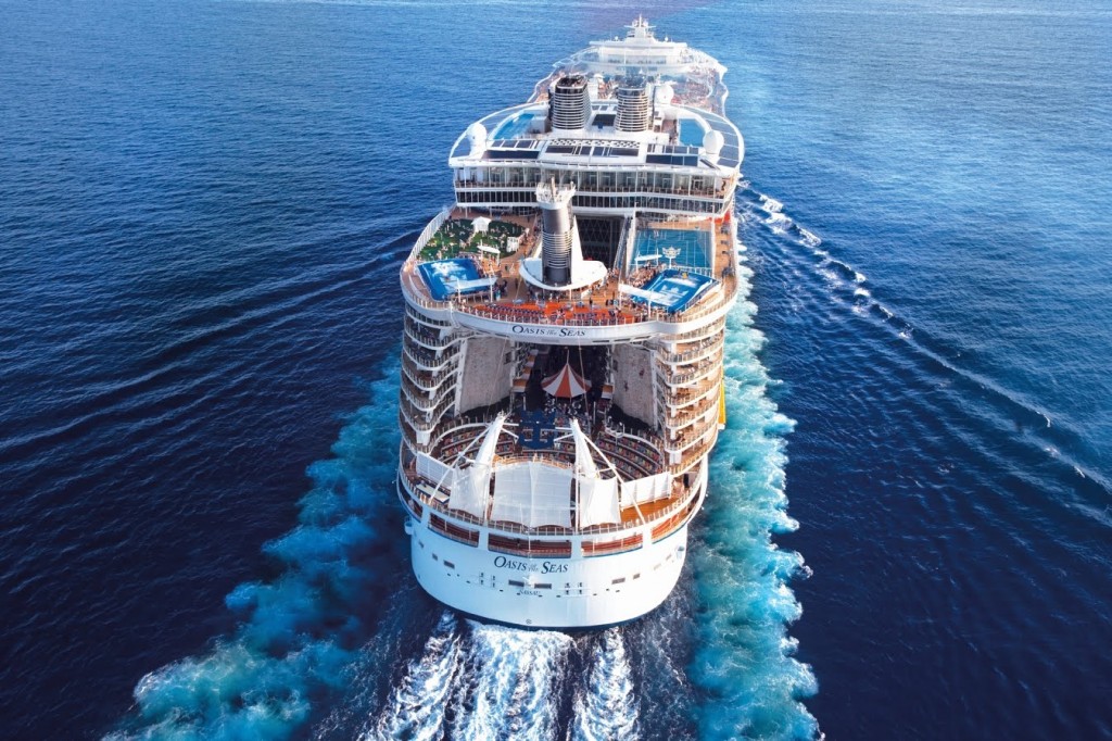 ¡Oasis of the Seas vuelve a Barcelona! : reserva ya tu cabina en los cruceros de Royal Caribbean desde Barcelona en 2019